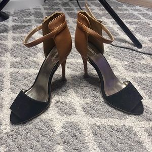 Gomax  Black Brown Heels Ankle Strap Faux leather Size 11 Stiletto Heel